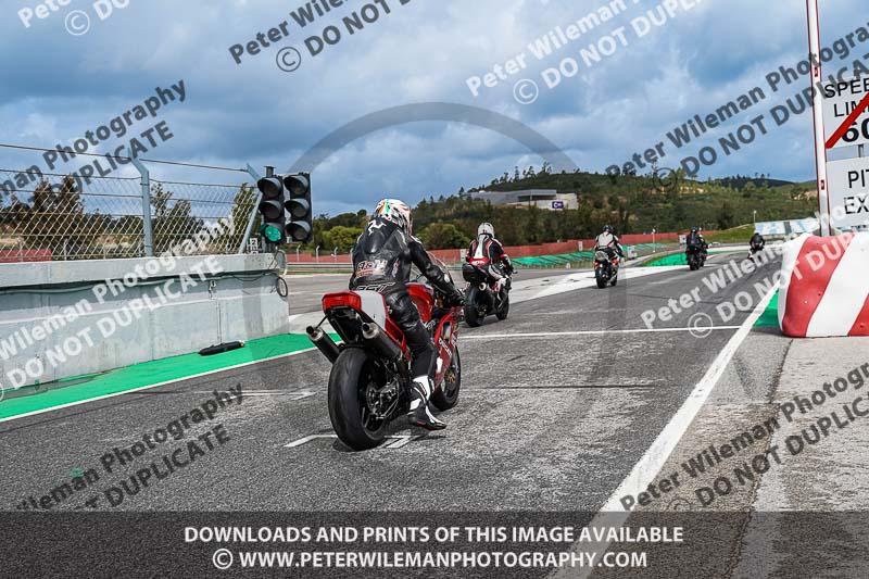 motorbikes;no limits;peter wileman photography;portimao;portugal;trackday digital images